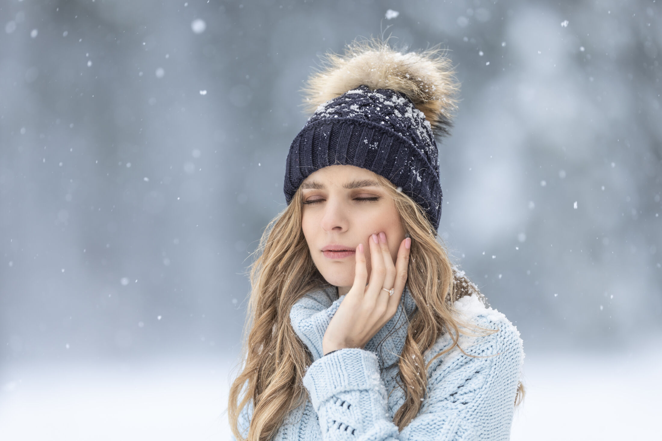why your teeth hurt in cold weather